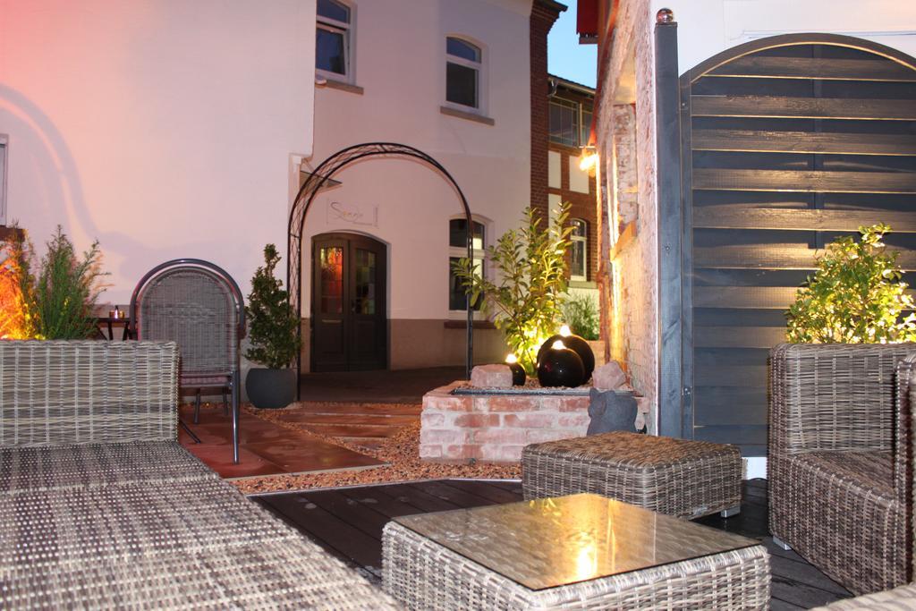 Zur Sonne "Gasthaus-Bar-Events" Poppenhausen Extérieur photo