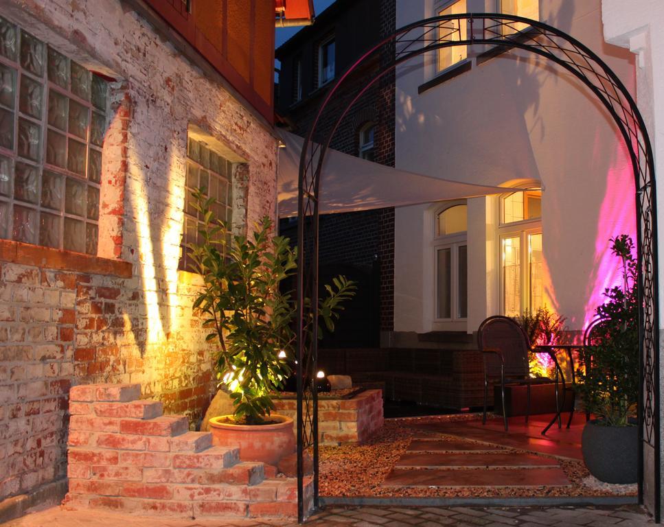Zur Sonne "Gasthaus-Bar-Events" Poppenhausen Extérieur photo