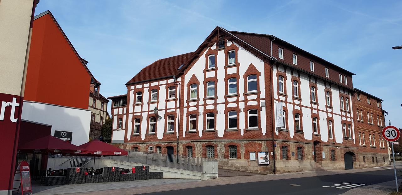 Zur Sonne "Gasthaus-Bar-Events" Poppenhausen Extérieur photo